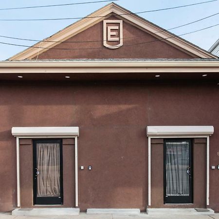 N Broad Studios Νέα Ορλεάνη Εξωτερικό φωτογραφία